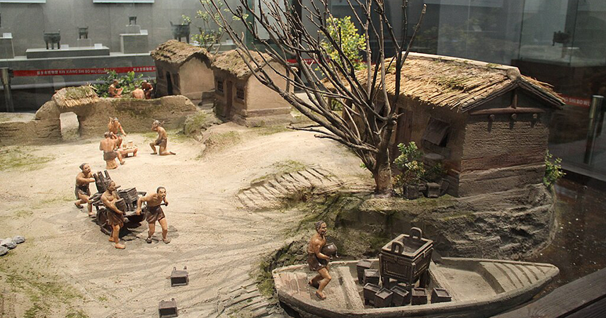 1024px-Diorama_of_Shang_Life_03